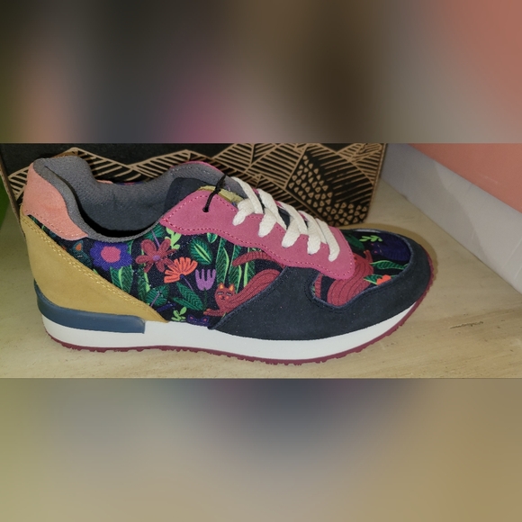 inkkas Sokoke Jogger - Picture 6 of 7